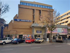 110 m² Commercial space in Hatfield