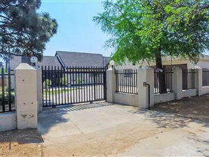 3 Bedroom House in Freeway Park