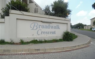 1 Bedroom Townhouse in Halfway House