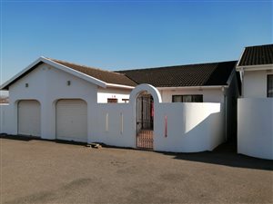 3 Bed Apartment in Port Shepstone