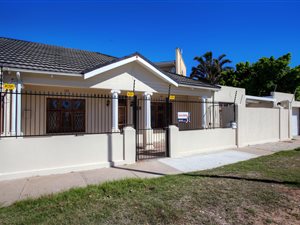 3 Bed House in Richmond Hill