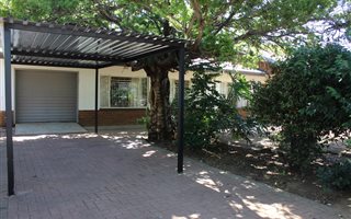3 Bedroom House in Moregloed