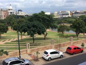 288 m² Commercial space in New Town Centre (Gateway)