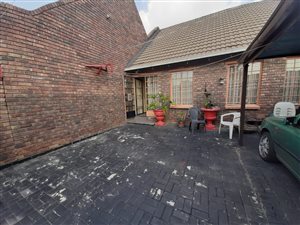 2 Bed Townhouse in Forest Hill