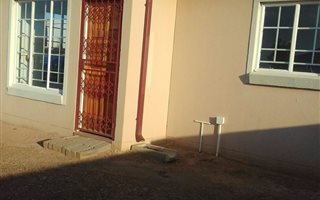 3 Bedroom House in Nellmapius