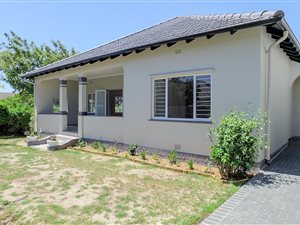 4 Bedroom House in Rondebosch
