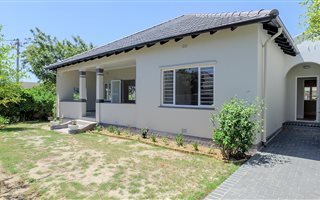 4 Bedroom House in Rondebosch