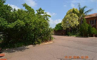 3 Bedroom Townhouse in Brits Central