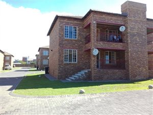 2 Bed Apartment in Carlswald Estate