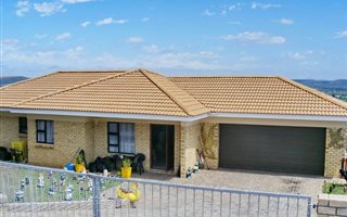 3 Bedroom House in Reebok