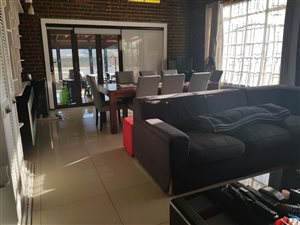 8500 m² Smallholding in Raslouw