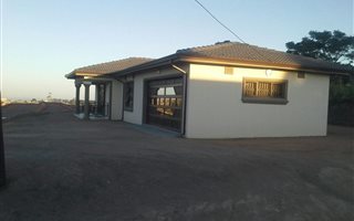 4 Bedroom House in Amanzimtoti