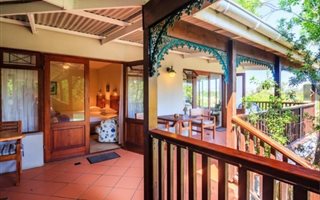 8 Bed, Bed and Breakfast in Hunters Home