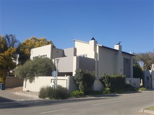 3 Bed House in Six Fountains Estate