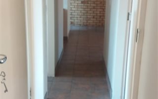 3 Bedroom Apartment in Waterval East