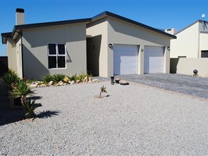 3 Bed House in Sunset Estate
