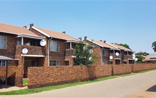 2 Bedroom Townhouse in Rosslyn