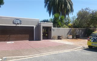 4 Bedroom House in Tableview