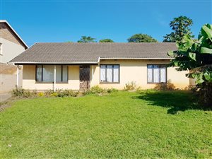 3 Bed House in Stanger Manor