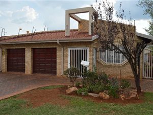 4 Bed House in Lenasia