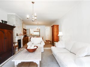 2 Bed Apartment in Atholl
