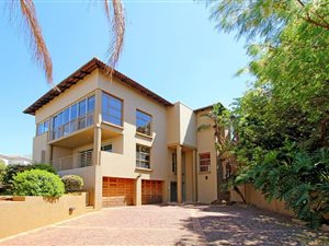 4 Bed House in Woodhill