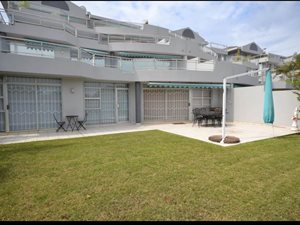 3 Bed Apartment in Willard Beach