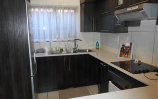 2 Bedroom Apartment in Comet