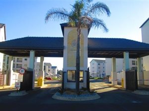 2 Bed Apartment in Carlswald AH