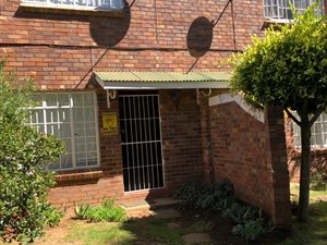 2 Bed House in Grahamstown Central