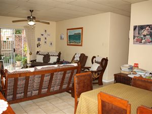 2 Bed House in Rhodesdene