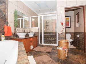 4 Bed House in Wierda Park