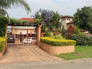 5 Bed House in High Ridge