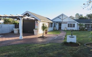 3 Bedroom House in Glen Barrie