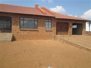 4 Bed House in Mabopane
