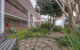2 Bedroom House in Waverley