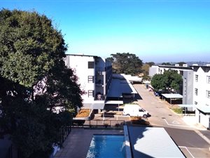 2 Bed Apartment in Umbogintwini
