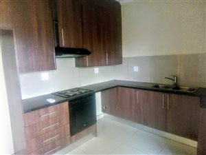2 Bed Townhouse in Crown Gardens