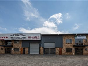 480 m² Industrial space in Stormill