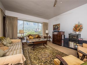 1 Bedroom Apartment in Rondebosch