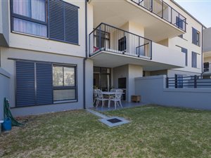 1 Bed Apartment in Somerset Lakes