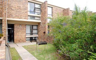 2 Bedroom Flat in Stellenbosch Central