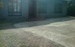 3 Bedroom House in Orient Heights