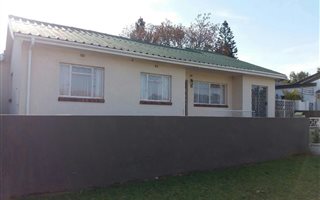 4 Bedroom House in Mosel