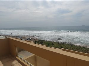 3 Bed Apartment in Umdloti Beach