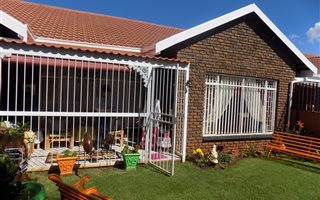 2 Bedroom Apartment in Welverdiend