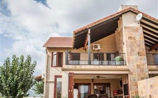 3 Bedroom House in The Coves