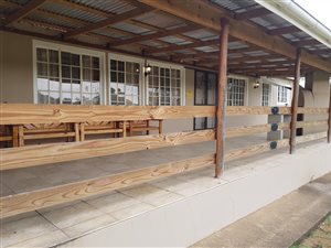8.2 ha Smallholding in Rosetta