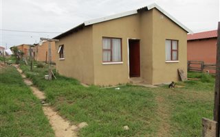 2 Bedroom House in Bethelsdorp
