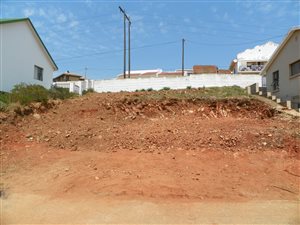 301 m² Land available in De Bakke